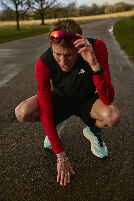 H24402-FW25_ADIZERO_BOSTON_13_MAIN_MALE_BTS_08-1322804_low