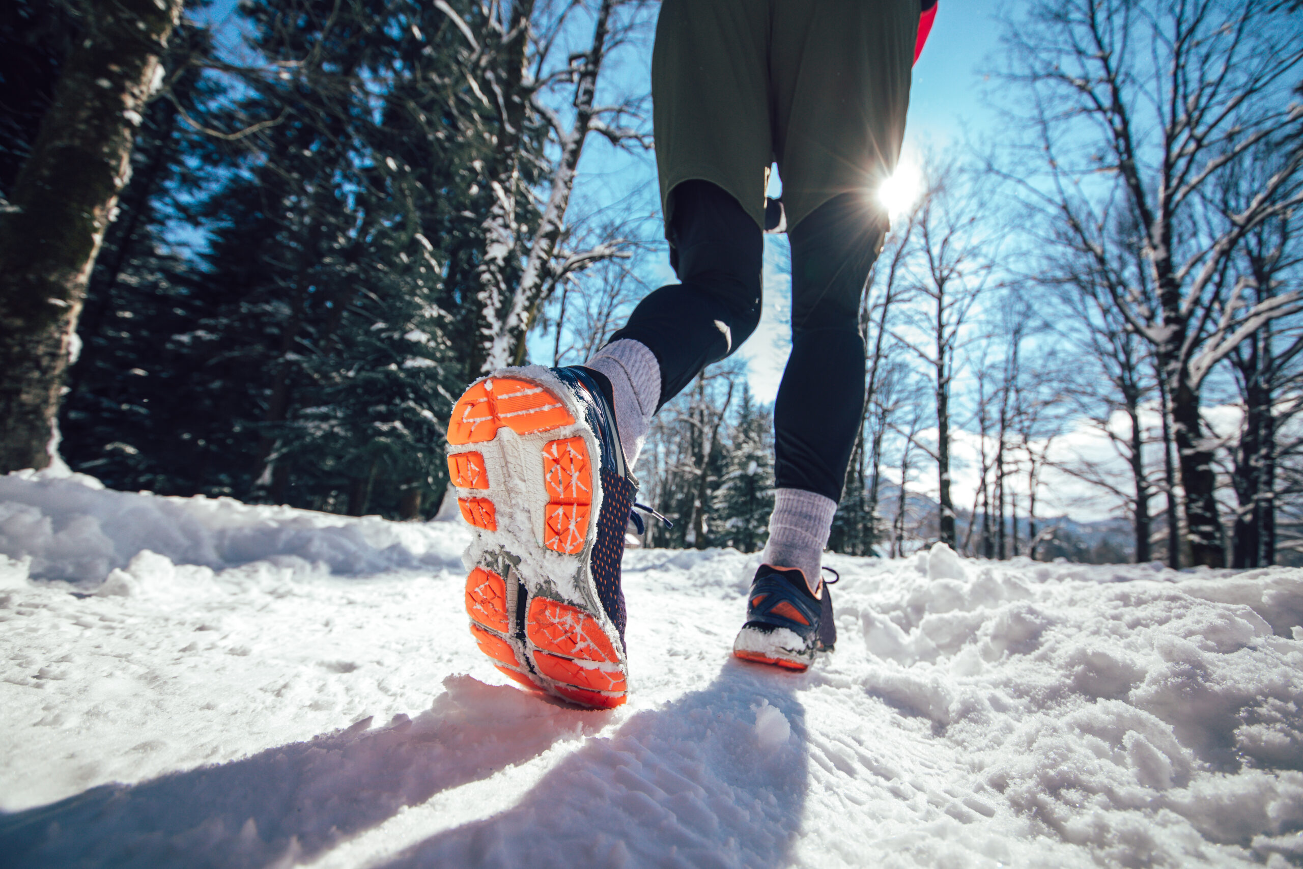 H24492-SS26_SUPERNOVA_INTRODUCE_GLOBAL_RISE_3_FEMALE_LACES_CMYK-1359348_low