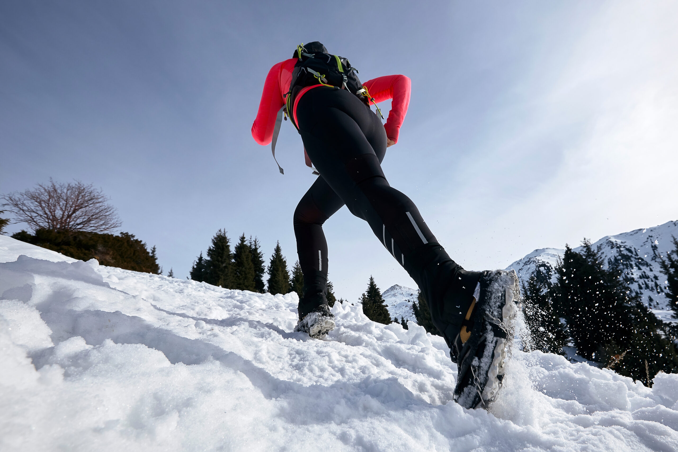 H24492-SS26_SUPERNOVA_INTRODUCE_GLOBAL_RISE_3_FEMALE_PORTRAIT_CMYK-1359343_low