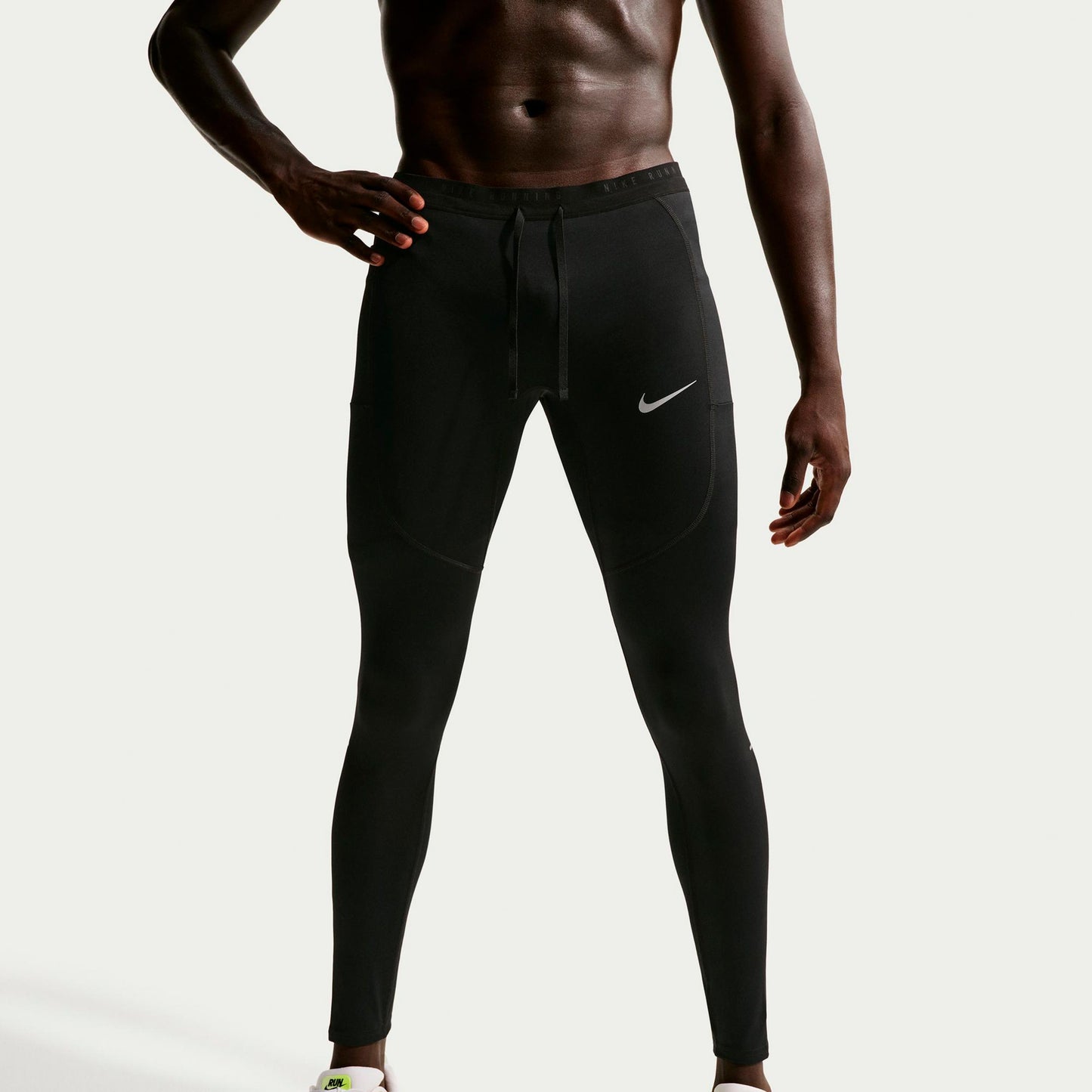 Nike Stride Lauftight Herren - schwarz, silber