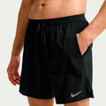 STRIDE 7IN Laufshorts Herren - schwarz, silber