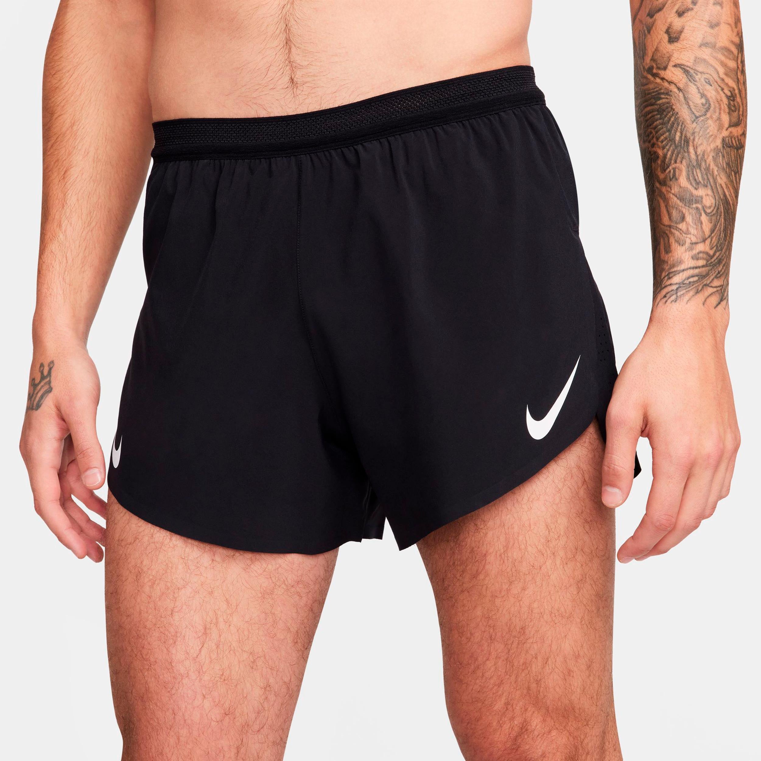 Nike AeroSwift Laufshorts Herren - schwarz, weiß