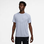 Nike Bekleidung Nike Stride Tee Laufshirt Herren-grau, grau