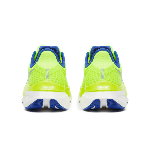 Saucony