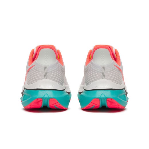 Saucony